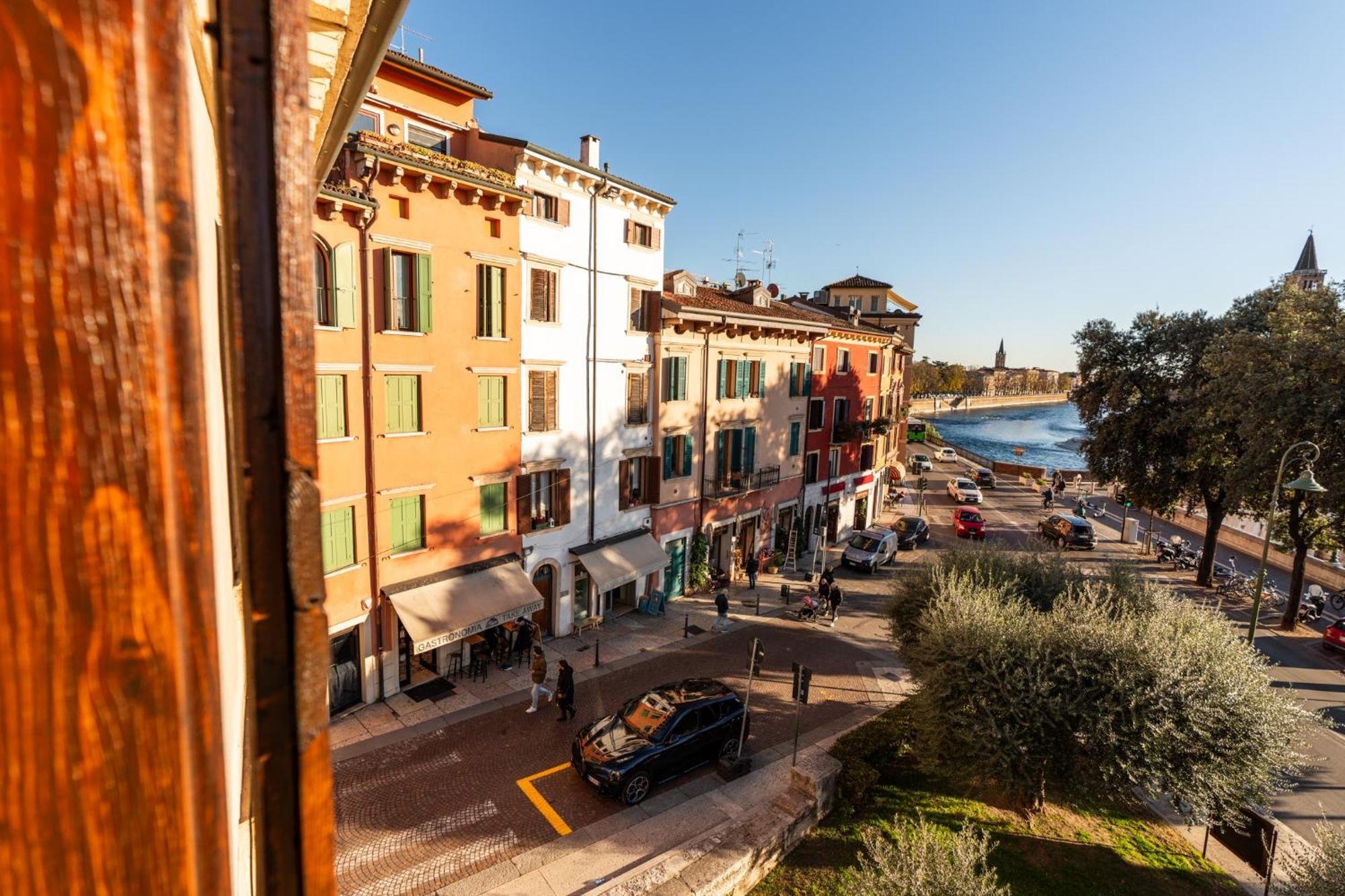 La Finestra Sul Ponte By Postcardsfrom Verona Exterior foto