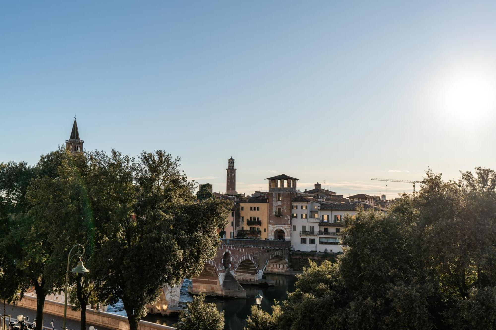 La Finestra Sul Ponte By Postcardsfrom Verona Exterior foto